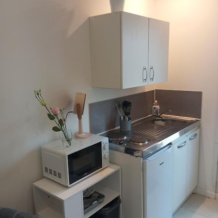 Studio De 14M2 Dans Une Maison Cagnes-sur-Mer Exterior photo