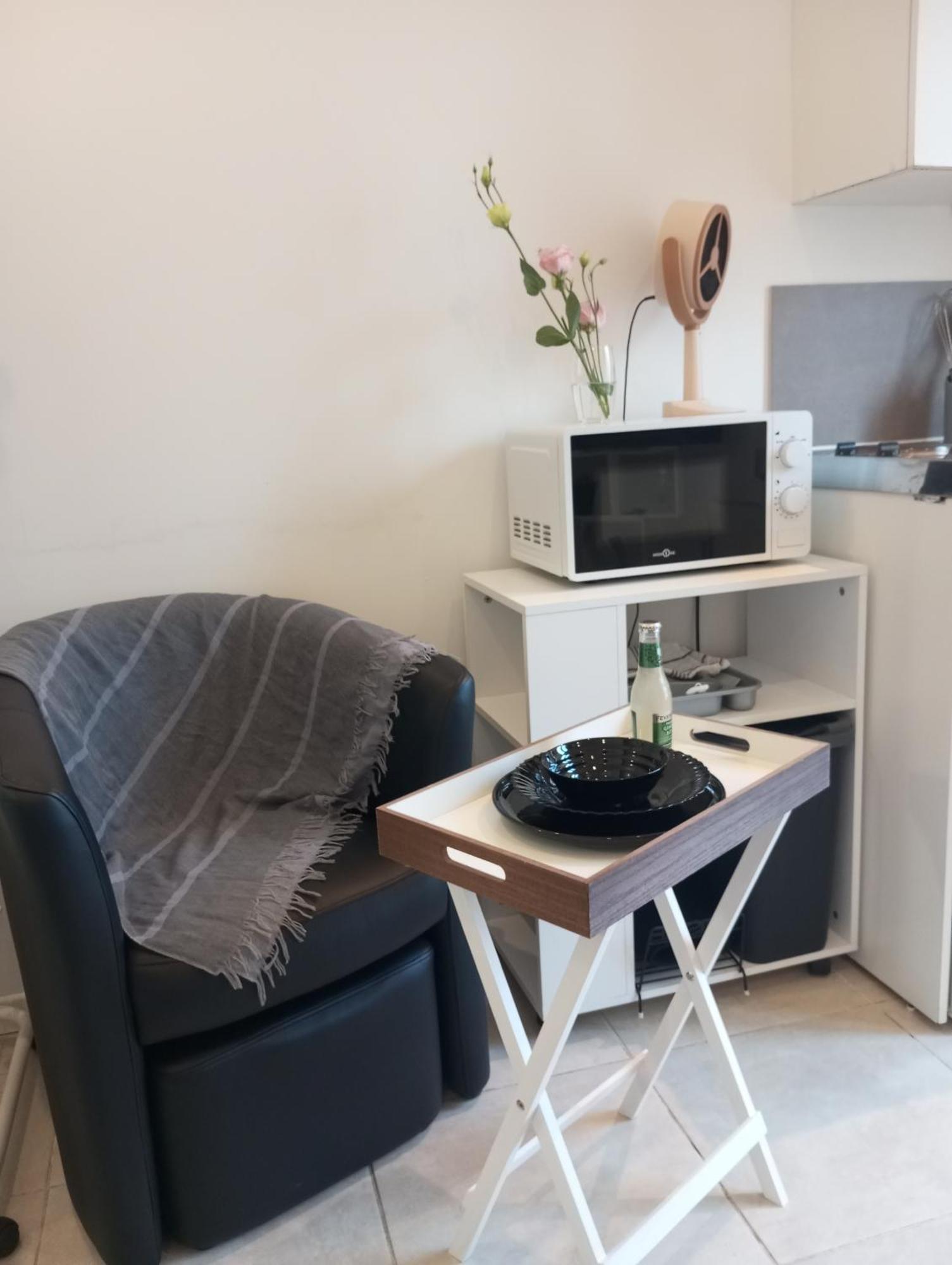 Studio De 14M2 Dans Une Maison Cagnes-sur-Mer Exterior photo